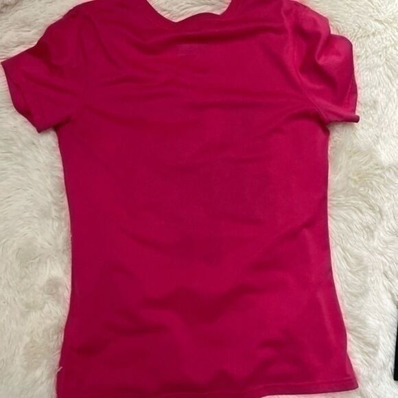 2 pc Nike workout lot. 1 pair Medium black leggings & 1 size small dry fit tee - Picture 10 of 10